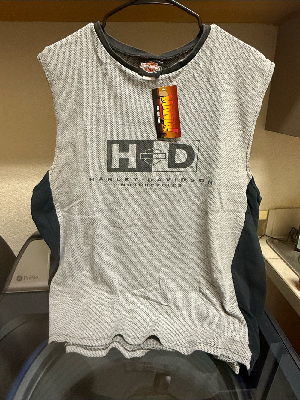 Harley-Davidson Light Gray and Black Sleeveless Logo Tank